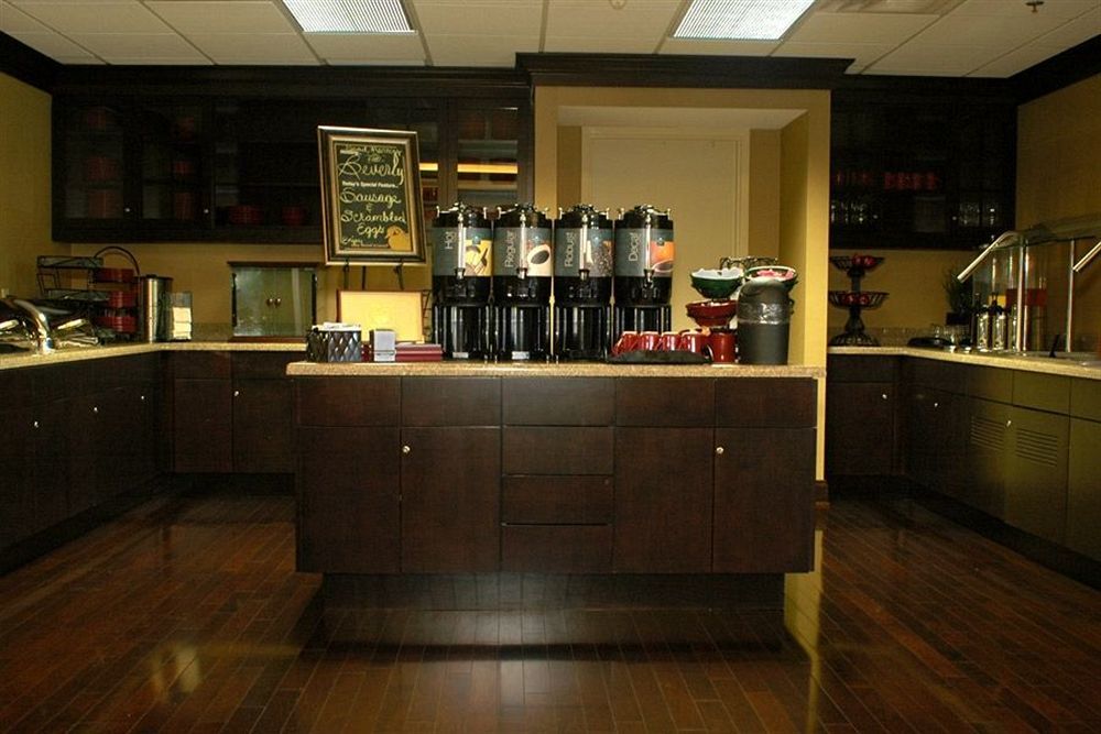 Homewood Suites By Hilton Louisville-East Restaurante foto